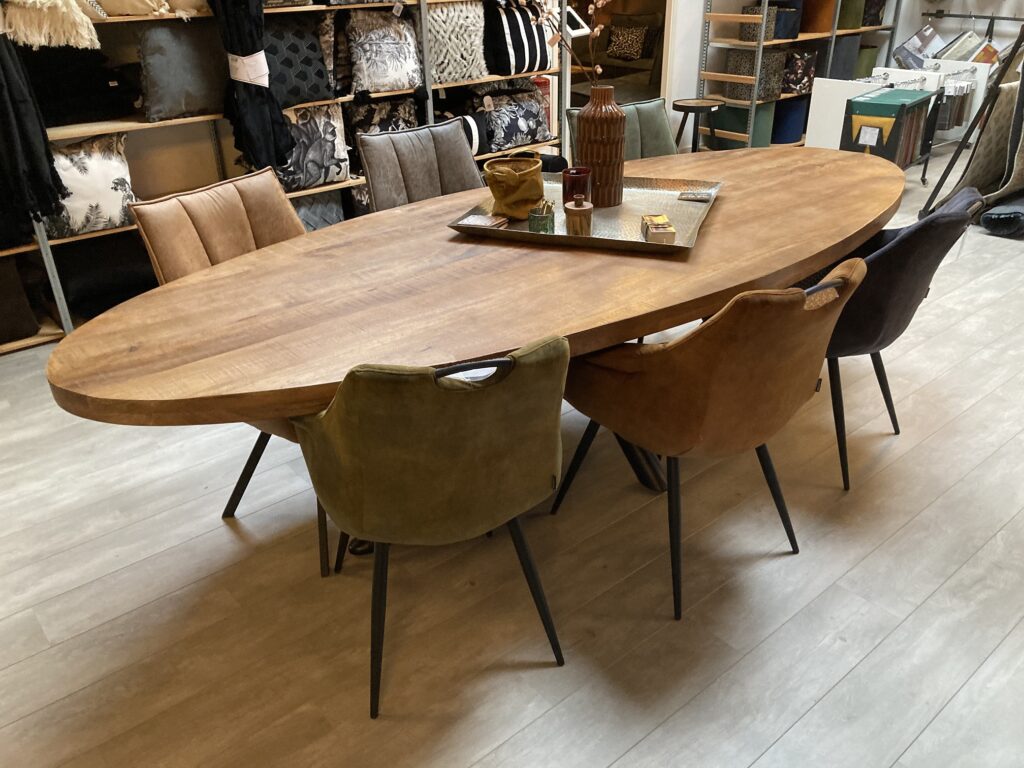 Milaan eettafel ovaal (mango) – naturel