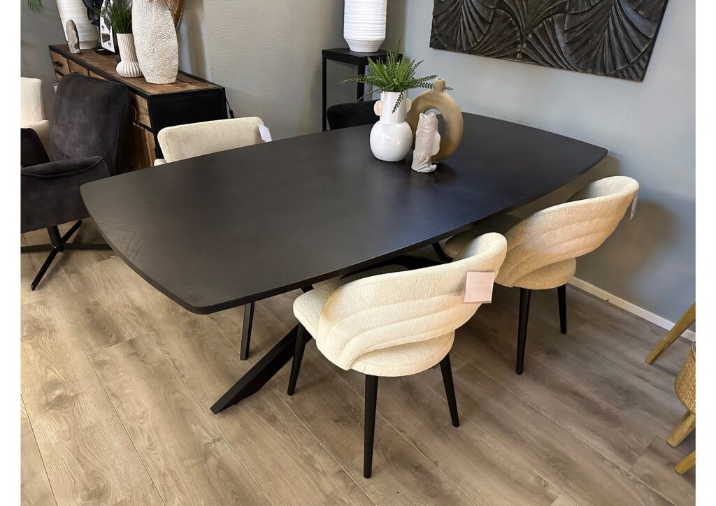 Facetrand tafel – Fineerlaag met visgraatmotief – curved zwart glad