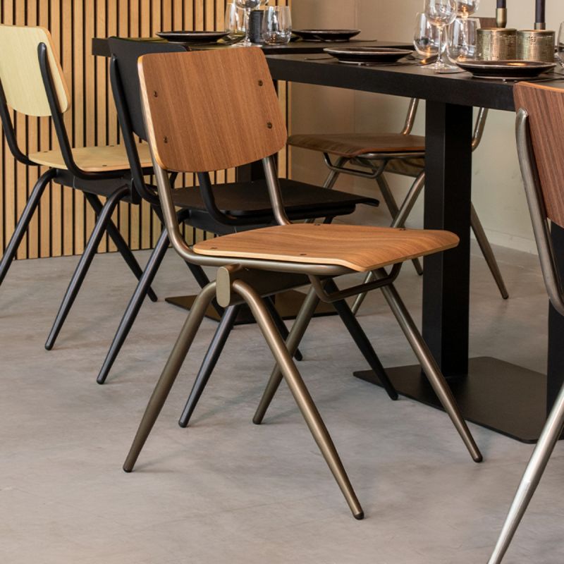 Stapelstoel Schoolstoel Solid 49x55x81 cm Walnoot Hout | Antiekgoud Metaal