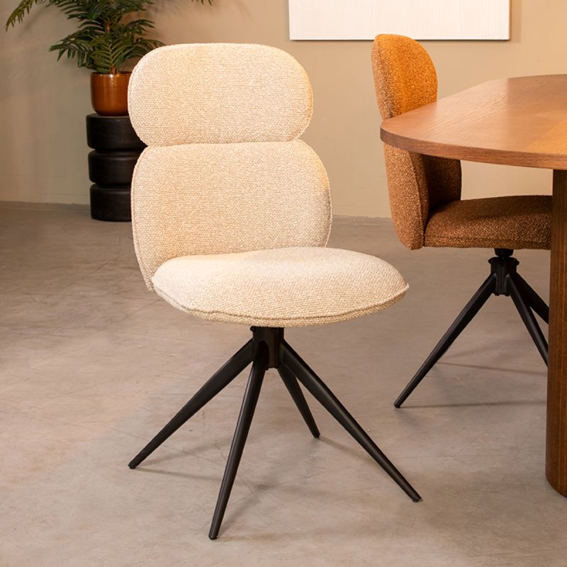 Eetkamerstoel Finn 49x62x91 cm Naturel Royal Boucle | Zwart Metaal