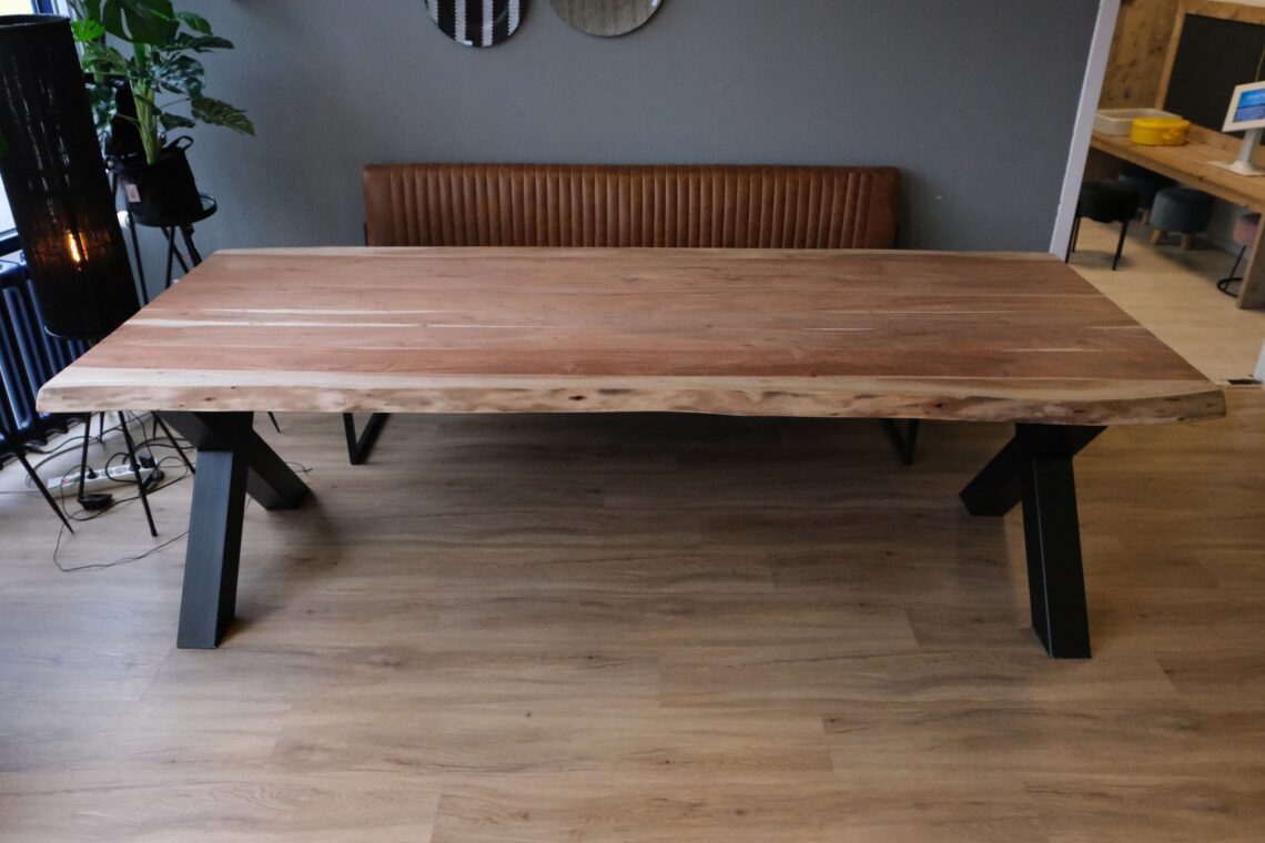 Rome boomstamtafel acaciahout 140cm t/m 240cm