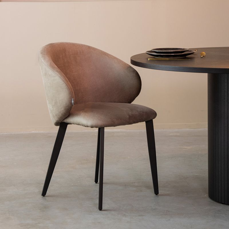 Eetkamerstoel Logan 57x62x84 cm Taupe Micro Suede | Zwart Metaal